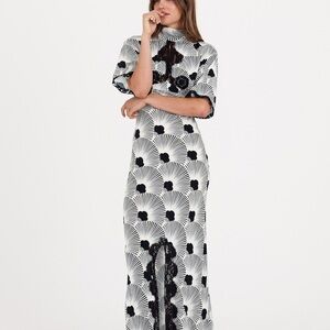 Elegant Black and White Patterned Dress